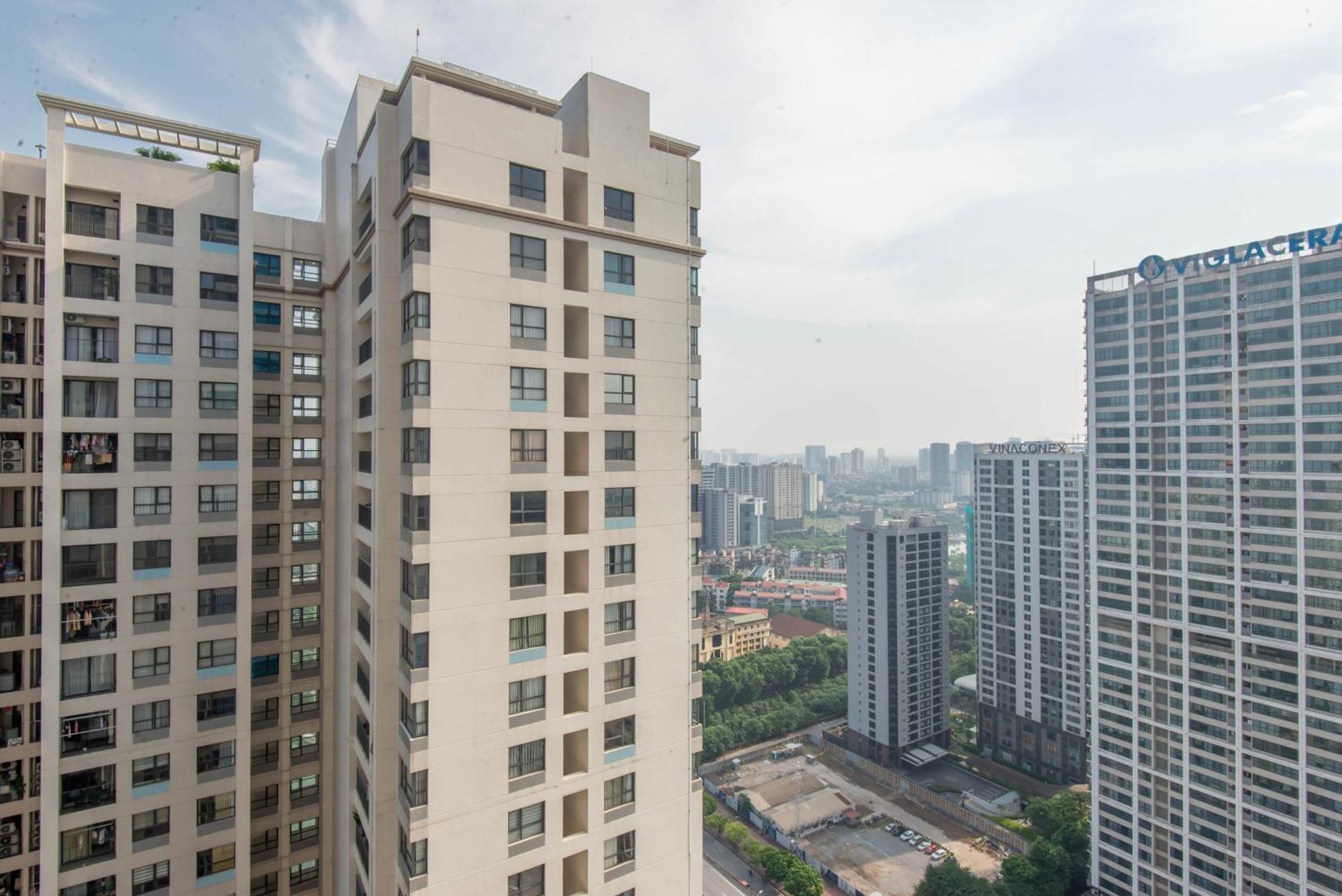 22Housing Vinhomes D'Capitale Hotel & Residence Hanoi Exteriör bild